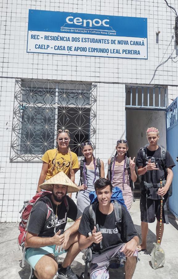 C&r Residencial Hostel *
